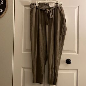 High-rise Paperbag waist pant